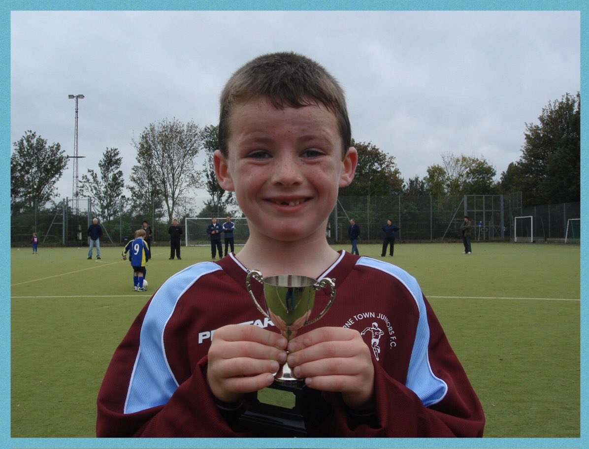 Happy 22nd Birthday ⁦<a href="/bamoss30/">Ben</a>⁩ Have a good day Ben 👍🏻