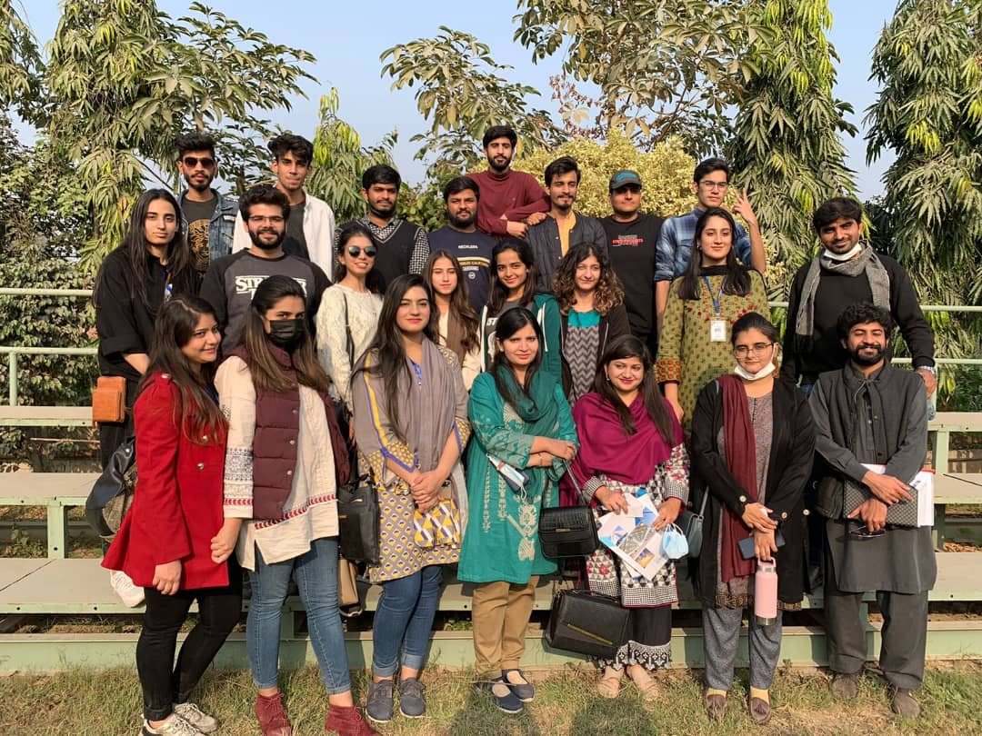 umt_sap's tweet photo. Visit to Izhar Group of industries.

#myumt #UMT #education #edu #architecture #lahore #umtmyfirstchoice #phd #hec #PCATP #sap #pakistan #international #follow4followback #followｍe #fineart #trendingnow #trending #trend
@umtofficial @umt_crp https://t.co/j57F4c9VfC
