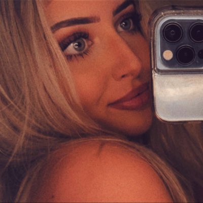 SarahDowns2000's tweet image. #NewProfilePic