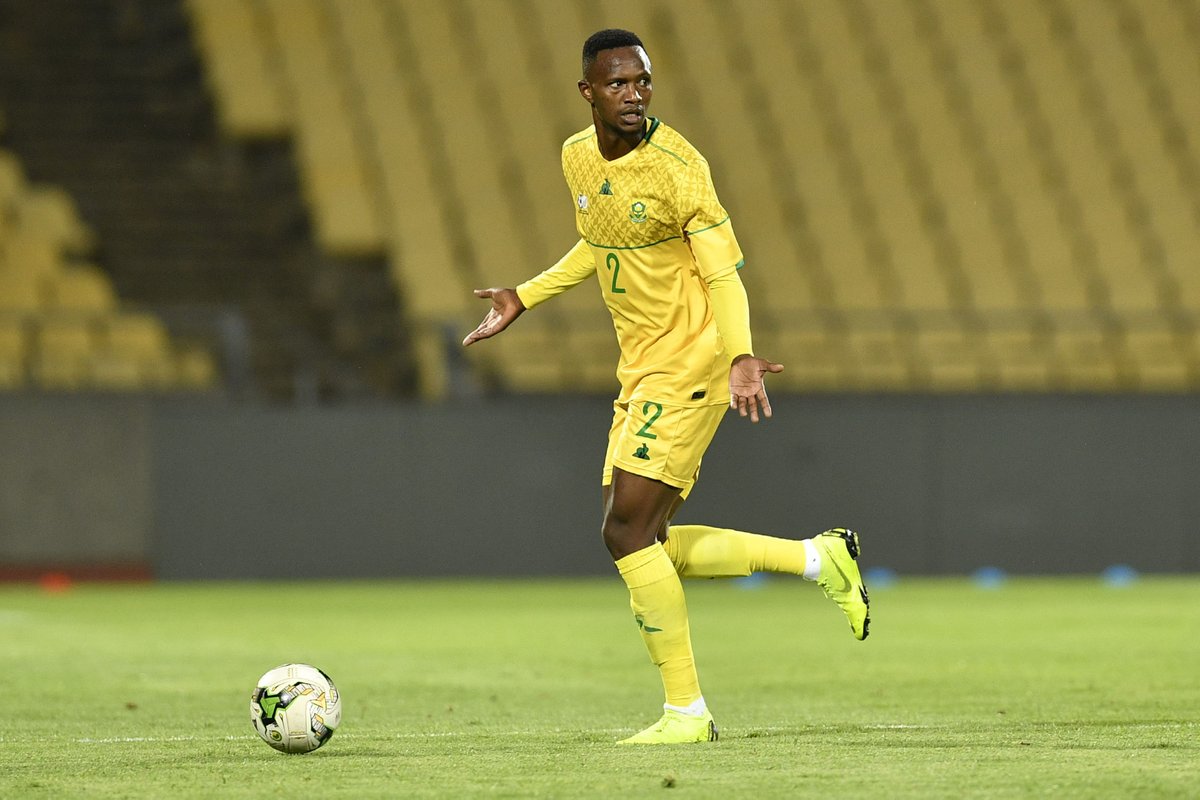 KickOffMagazine's tweet photo. A Bafana Bafana international has shockingly been named as the source of a devastating Covid-19 outbreak of the new Omicron variant at a Portuguese top-flight side.

Full story ▶️  https://t.co/KkrtWIVQL1 https://t.co/cvOOIXhAOP