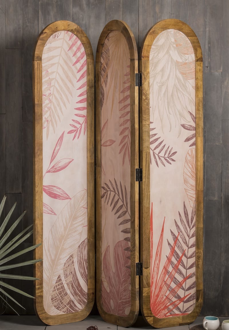NilaPDesigns's tweet photo. We decided to add art inspired and colourful room dividers to our furniture collection because they are becoming increasingly popular. 
#furniture #decor #roomdivider #roomdividers #mangowoodfurniture #bohofurniture #furnituremaker #furnituredesigner
https://t.co/84pKHrx70P https://t.co/oCW1B0jlbV