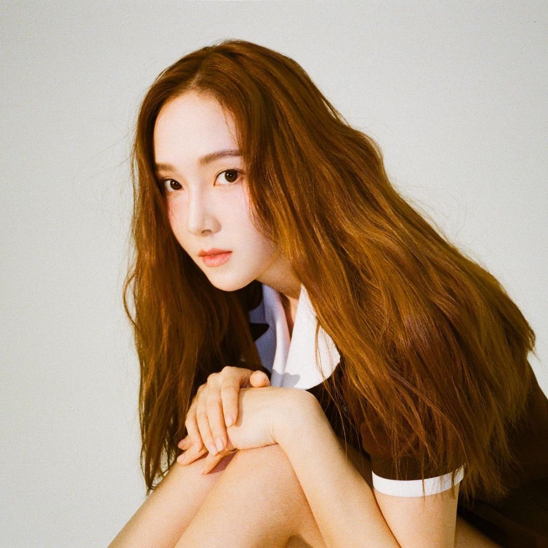 KYRSYJ's tweet photo. 211130 Jessica from Photographer JDZ Chung IG 

 #JessicaJung #정수연 #제시카 #Jessica https://t.co/CLN0eIr7XE