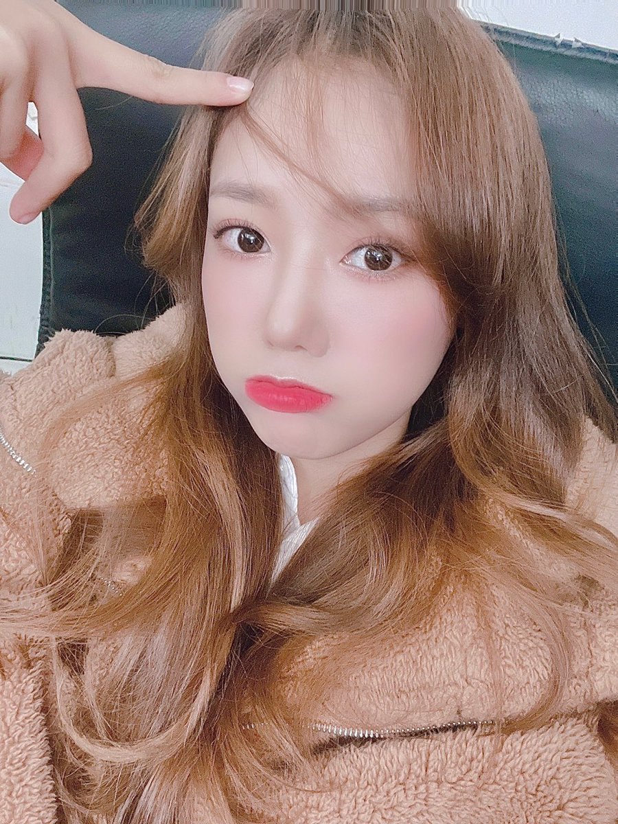 bugAboopicx's tweet photo. fluffy zin 🥺

#bugAboo #버가부 https://t.co/oPhbVYln4R