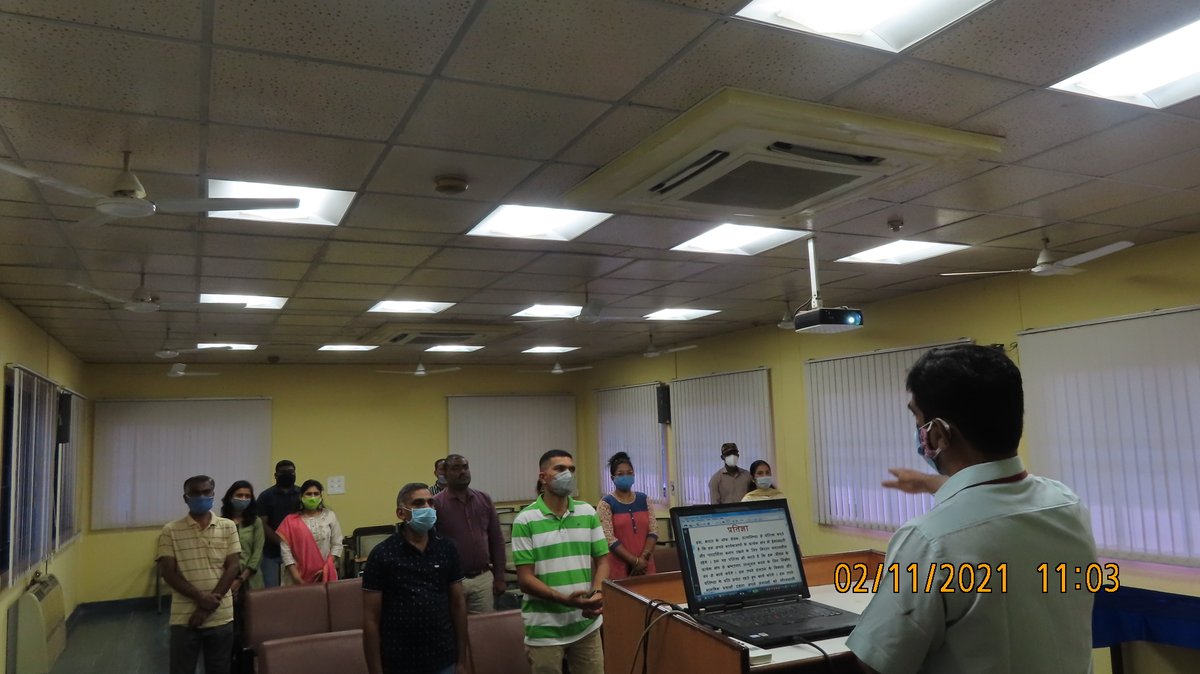 zsiwrcpune's tweet image. As a part of #AzadiKaAmritMahotsav on the occasion of #NationalUnityDay #NationalUnityDay2021 was observed on 02/11/2021 at ZSI WRC Pune. A Pledge for #RashtriyaEktaDiwas2021 was given to the staff by O/C Dr. Basudev Tripathy