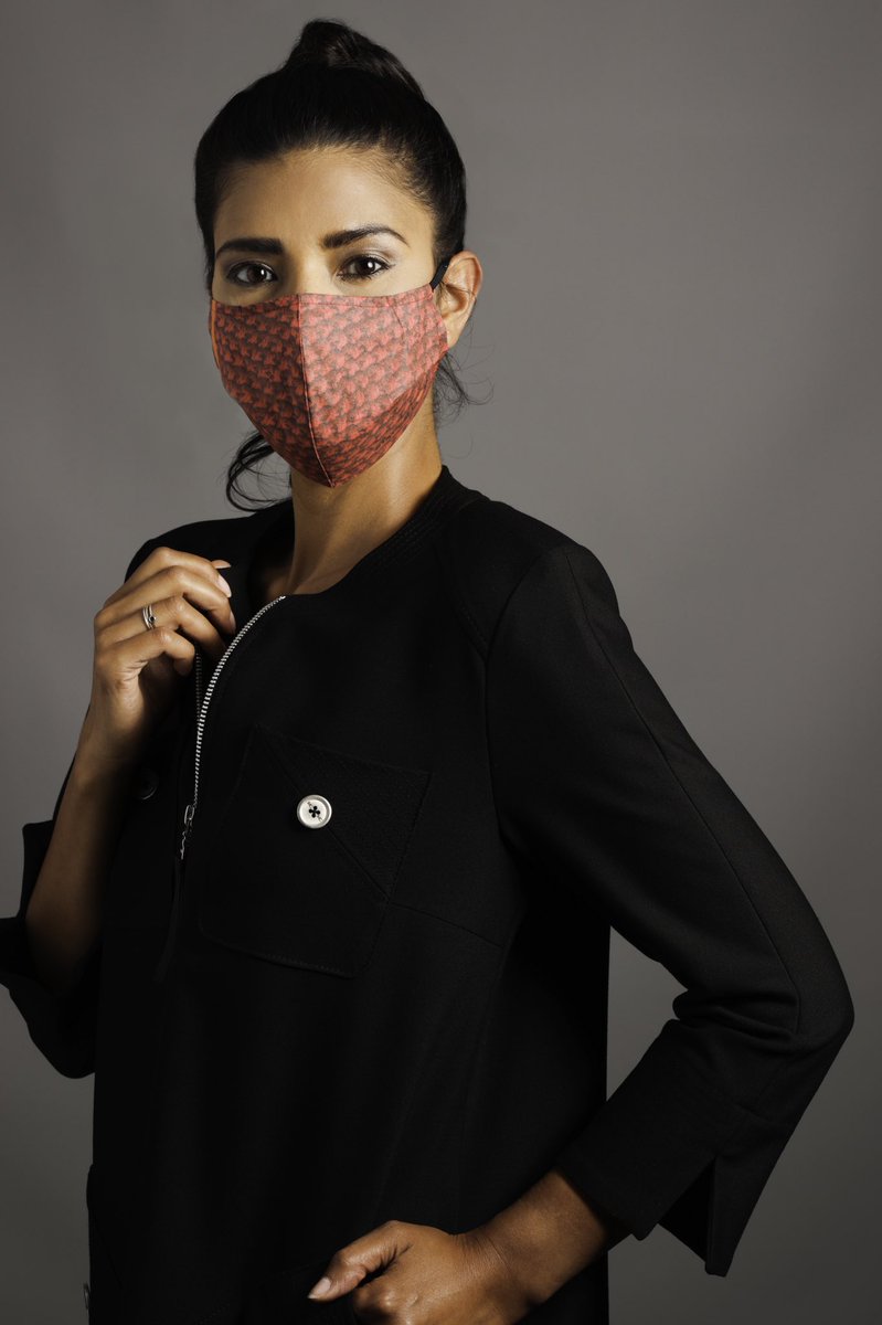 MCollignon's tweet image. Omdat het nog even moet… #mondkapjes #duurzaam #getest #wasbaar #ademend moniquecollignon.com