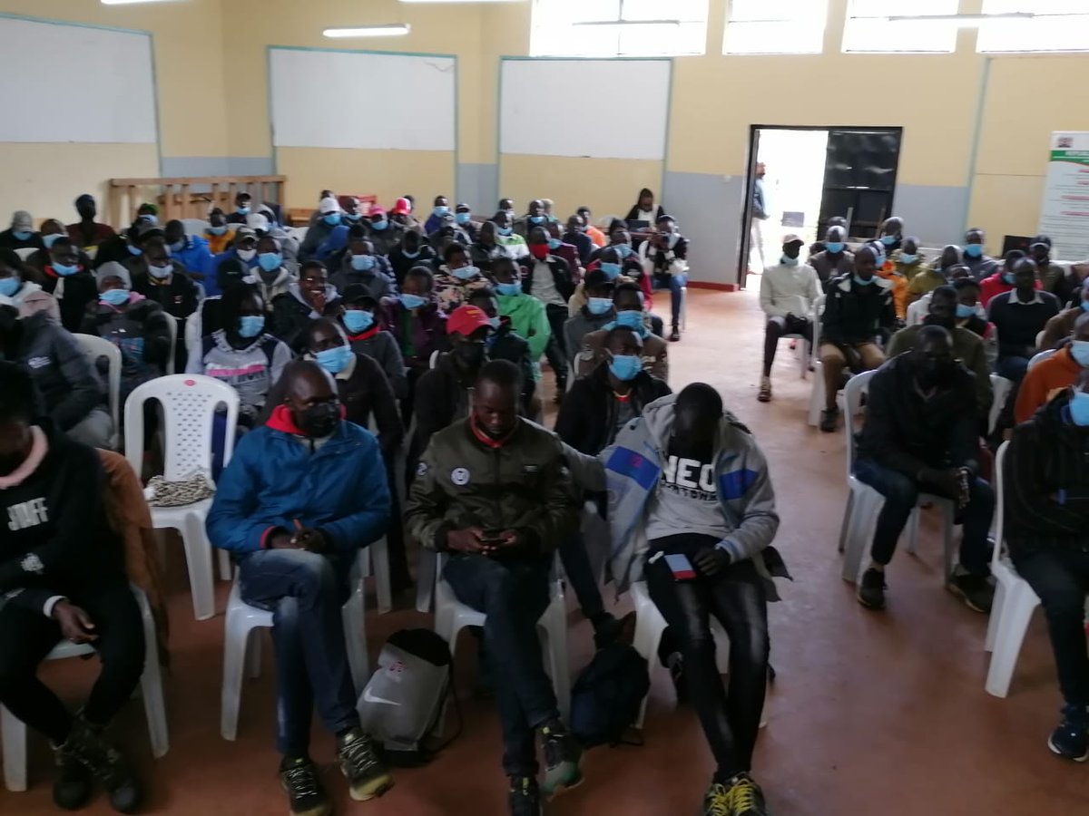 UNFPAKen's tweet photo. Interactive session among athletes on issues that contribute to GBV  among their community.

On the 5th of December the home of champions will host the first edition of the #EndGBV Road race

#UNFPAinElgeyoMarakwet 
 #16Days  #16DaysofActivism2021 https://t.co/feBGaR6GcE