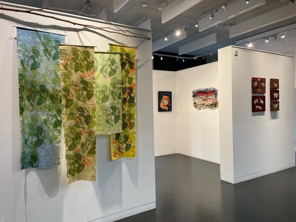 BrentArts's tweet photo. Hanging by a Thread by @ArtCarousel is officially open. Come and visit.
30th Nov - 11th Dec #willesdengallery
#contemporarytextile #groupshow https://t.co/WKrNH4wwx9