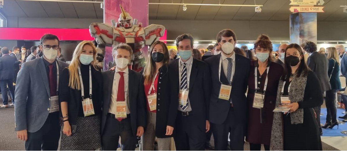 ConsultingC3's tweet photo. La industria del #contactcenter y la #customerexperience tuvo su ansiado reencuentro en la Expo Relación Cliente 2021 en Madrid. Gracias a #ifaes por hacerlo posible, y a quienes se acercaron a nuestro stand a conocer nuestros proyectos de calidad. #consultingc3 #cursos https://t.co/2jSs3o9Z3u