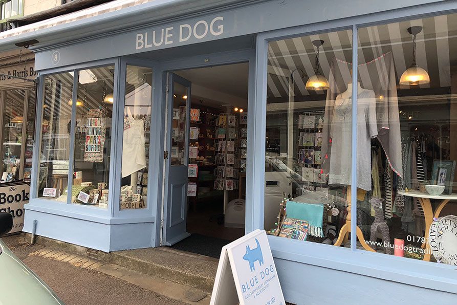 Visit_Clare's tweet photo. Keen to shop local this Christmas? Then Clare is the place for you. Our lovely independent shops are full of gifts and treats this festive season. And a warm welcome is always guaranteed - https://t.co/jARYOzlJgI https://t.co/qFwcPzxRAW