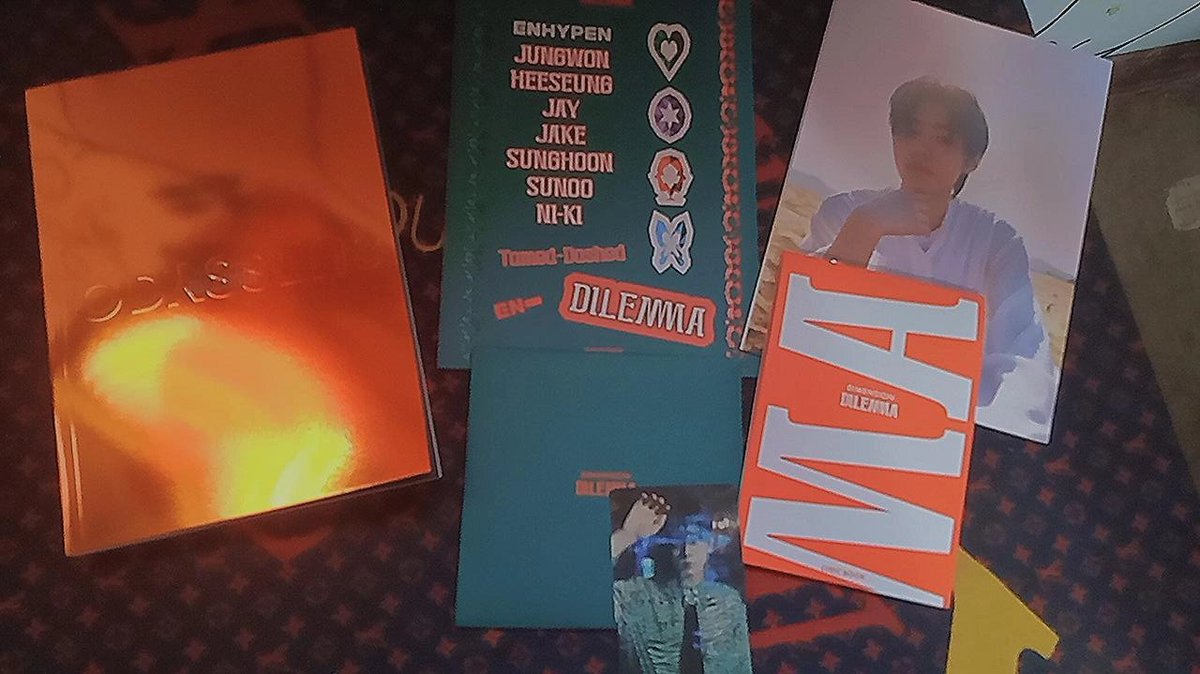 sanriayuh's tweet photo. my first enhypen album , thank you @wrapsify2021 for the very smooth transaction , more budol to come hehehehehe♡ https://t.co/S37uAbVHP6