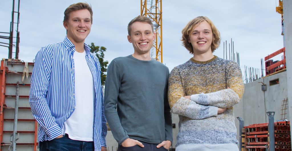 Innovationspreis für koppla: Potsdamer Start-up revolutioniert mit digitalem Werkzeug den Bau.

Herzlichen Glückwunsch 🎉

Zum Artikel ➡️ uni-potsdam.de/de/nachrichten…

#Innovationspreis #innopreis #Berlin #Brandenburg #Innovation #Baustelle #Bau #Potsdam

Foto: Beto Ruiz Alonso