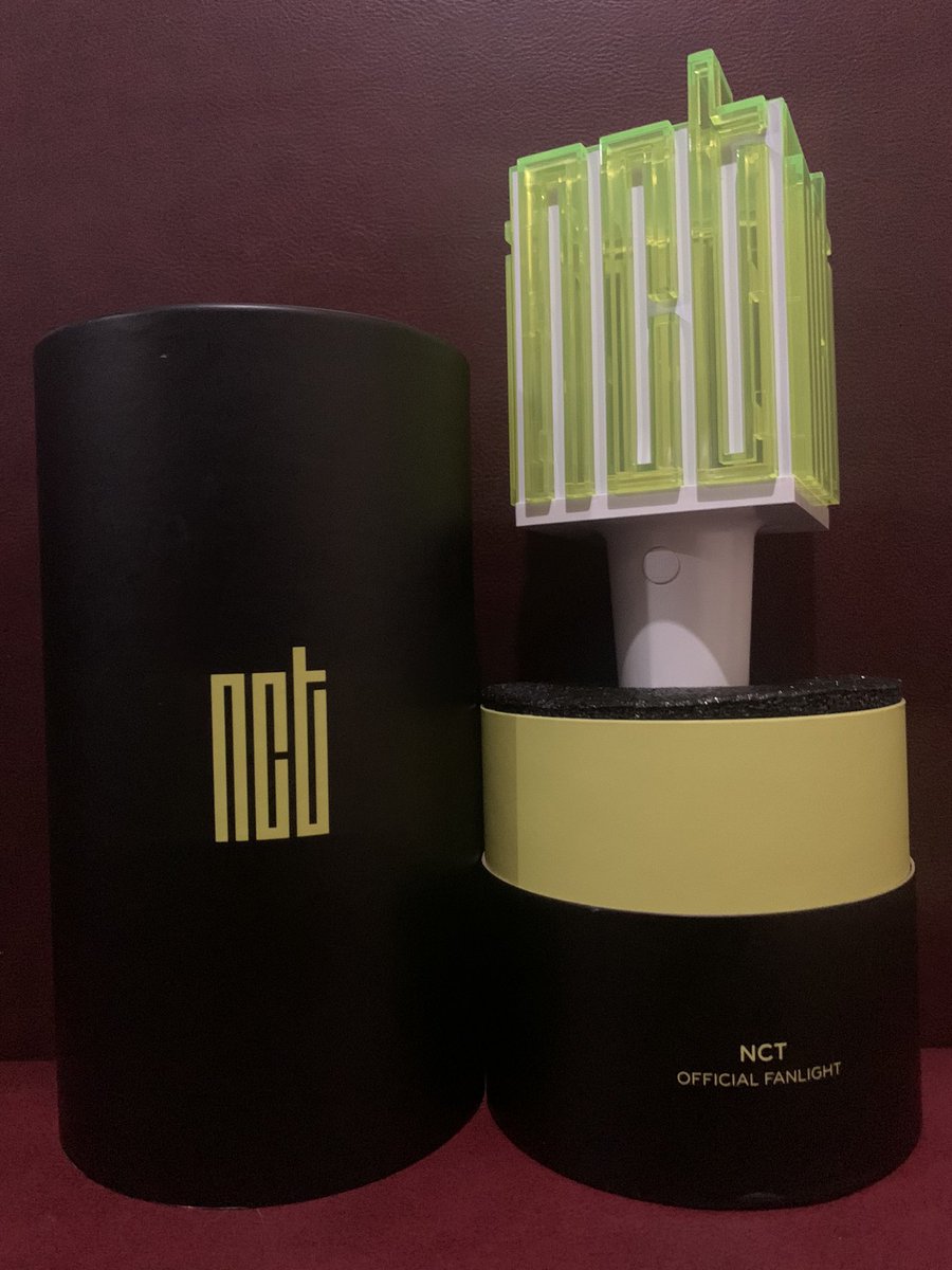eunvincible's tweet photo. Yey!!! Finally was able to buy a neobong 💚✨ Complete ko na silaaa 💚 Tysm for the freebies na official pob and for the easy transanction @jscbuys !! Sa susunod uli ☺️ #jscmails https://t.co/7t7XcmMJSr