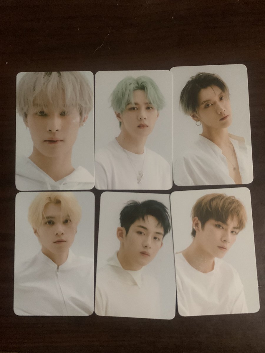 eunvincible's tweet photo. Yey!!! Finally was able to buy a neobong 💚✨ Complete ko na silaaa 💚 Tysm for the freebies na official pob and for the easy transanction @jscbuys !! Sa susunod uli ☺️ #jscmails https://t.co/7t7XcmMJSr