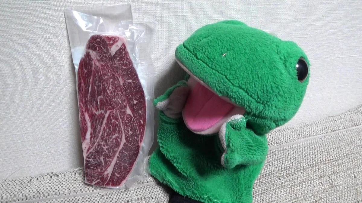 「パペットマペット」お肉とかえるくん！YouTubeチャンネルも開設。