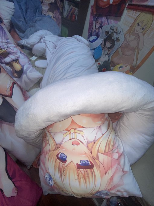 とりあえず丸呑みごっこ。
ぐっちゅ♥️ぐっちゅ♥️ 