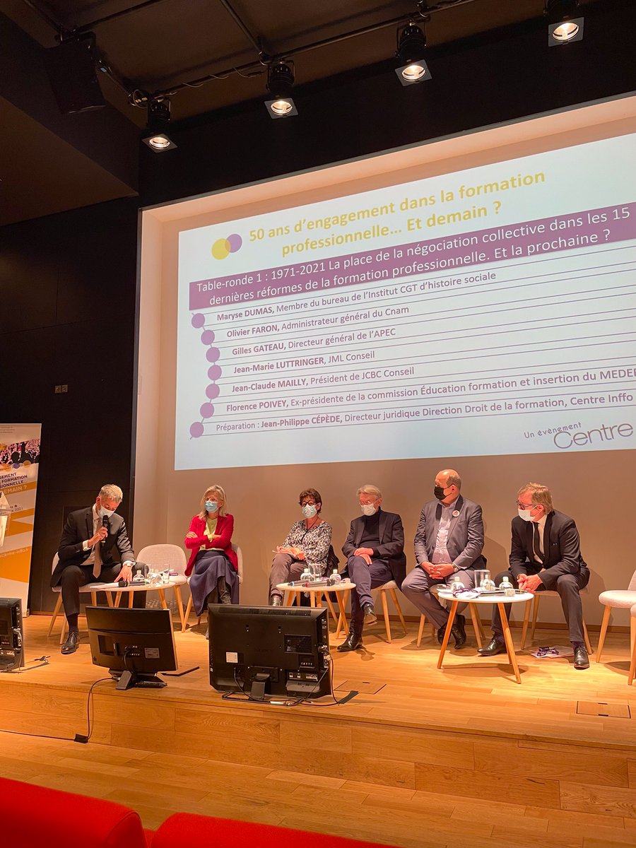 LeCnam's tweet photo. #50ansFPC 
Première table ronde de l’événement avec @OlivierFaron @GillesGateau @jcmailly @FlorencePoivey, Maryse Dumas et Jean-Marie Luttringer 

📌1971-2021-La place de la négociation collective dans les 15 dernières réformes de la #formation #professionnelle. Et la prochaine ? https://t.co/L3843WF1S2