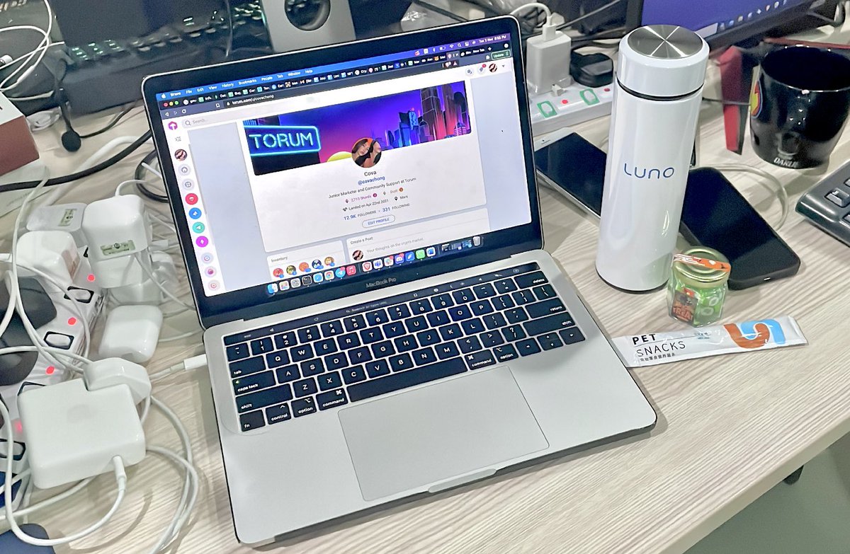 看到今天大伙都在讨论SocialFi，我也送点SocialFi 代币好了😗

1⃣ 关注 @SinghoeiC &amp; <a href="/torum_official/">TorumPay (Loading...🚀)</a> 
2⃣️ 点赞 RT 评论@三个朋友

三天后评论区抽10位友友瓜分100XTM （价值200u）