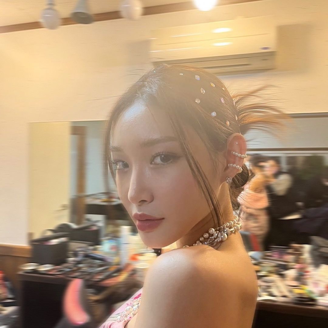 alcochung's tweet photo. ㅤ
⠀⠀⠀    ீnew⸗upːda੮esᦸ
ㅤㅤ⌗🔮๑alcochuꪀgঌ .⃗ killing me'nin çekimlerinden galerimde o kadar çok fotoğraf var ki, hangi birini paylaşacağımı bilmiyorum. 😩 bu fotoğraflar biraz blur olsa da sizin seveceğinizi biliyorum. 🌸 
⠀⠀⠀ ⠀dæilɣːblogᮬ✨nov30ᰍ
ㅤ https://t.co/gQG3vrxGLM