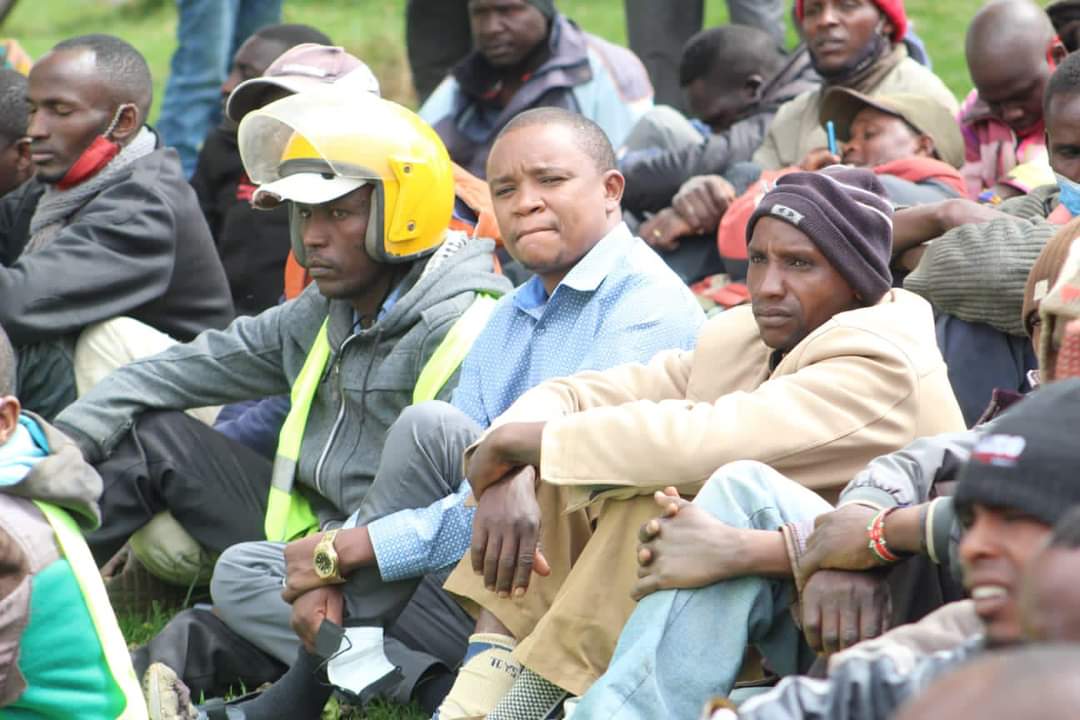 KuriaKimaniMP's tweet photo. Asanteni sana boda boda sector for the fruitful continuous engagement.
Tumesema sisi hatupangangwi!
A step at a time…
#MoloRising
#KuriaKimaniDelivers https://t.co/x3Fw1Pj8D0