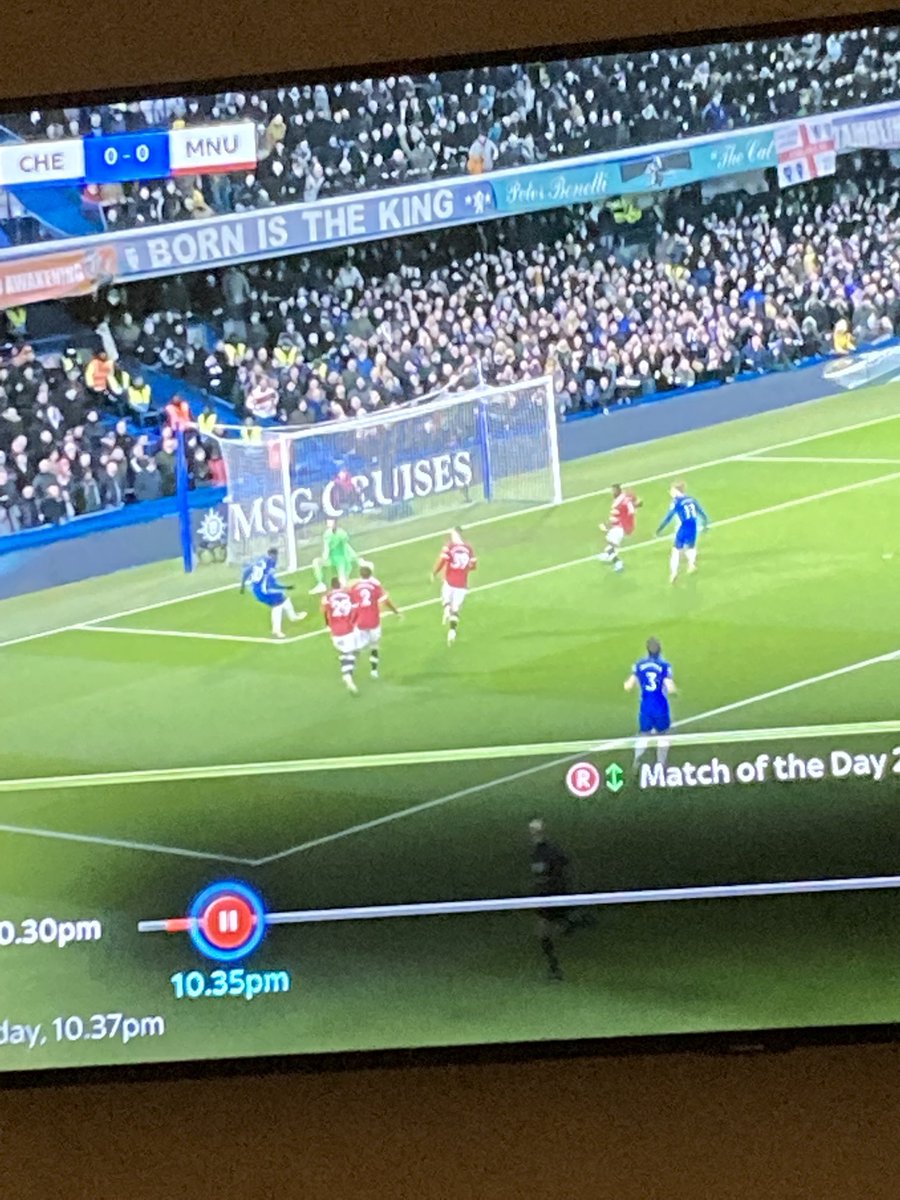 Luke Mitchell tweet media