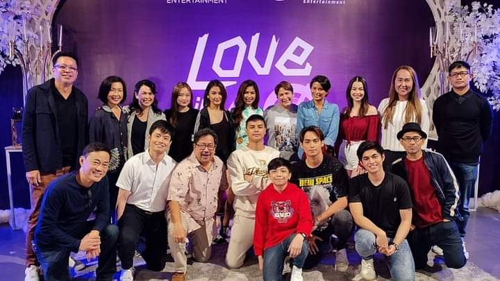 BitonMha's tweet photo. Sorry na guys! Surprise ulit to eh! Di ko alam ganto ka bongga ang script reading 🙈 Naka pang-ASAP rehearsal ako 🤣✌🏼
Love In 40 days coming soon! Sana po supportahan ninyo 🙏🏼💜🥺🥰👆🏼=Loisa Andalio

Ok lang yan bebegirl @iamAndalioLoisa
Your still beautiful https://t.co/CjqgzcexlN