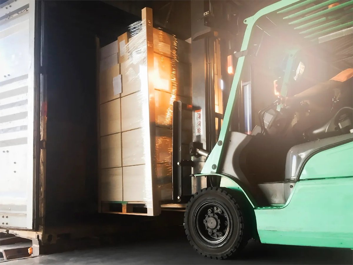 Dispatching goods can often be a long and laborious task for warehouse operatives. Read our latest blog to understand how this process can be made more efficient, giving warehouse staff more time to work on other tasks.

#Dispatching #WarehouseManagement

buff.ly/3Dj8OYF