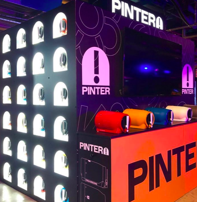 EvolveGroup4's tweet photo. Take a look at this awesome exhibition stand, display and signage that we made for @pinter_freshbeer at @brew_ldn We think it looks class and what a cool product too! Have you tried? Brew your very own fresh beer at home! Amazing! #pinter #freshbeer #brewldn #festival #signage https://t.co/FNHOzGtp08