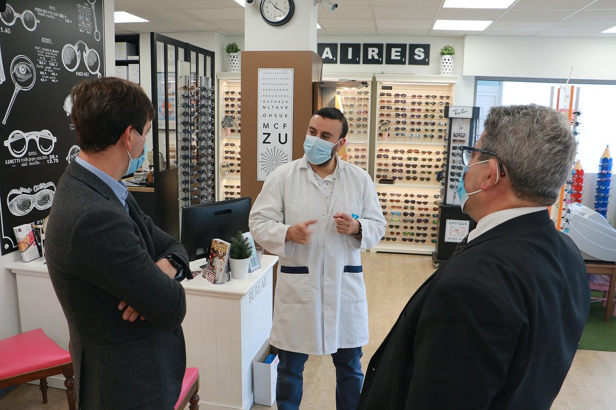 cpam56's tweet photo. 📣[Conférence de presse] 💯% Santé !

Le saviez-vous ❓🤔

👉 Aucun reste à charge pour tous pour les soins et équipements coûteux dans les secteurs de l'#optique, du #dentaire et des aides #auditives.

@Prefet56 https://t.co/XsdhS6QcL8