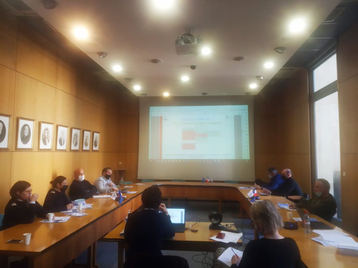 ⚓️Réunion <a href="/Premarmed/">Préfecture maritime de la Méditerranée</a>, Cross Med, capitaineries du Var &amp; agents maritimes➡Point d'actualité, préparation saison croisière 2022🚢pour optimiser les conditions d'escales au mouillage dans le respect des arrêtés préfectoraux en faveur de la protection des herbiers de posidonie🌱🌊🐠