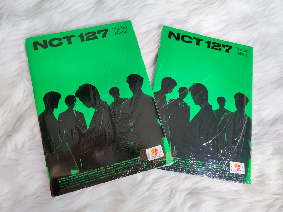 riajose's tweet photo. Opening my STICKER Sticky Albums tonight. Place your bets. ๐ค
Thanks to @taeminhoflife for her GO! Love the freebies. โบ๏ธ #herafeedback https://t.co/tuXUzLhlk0