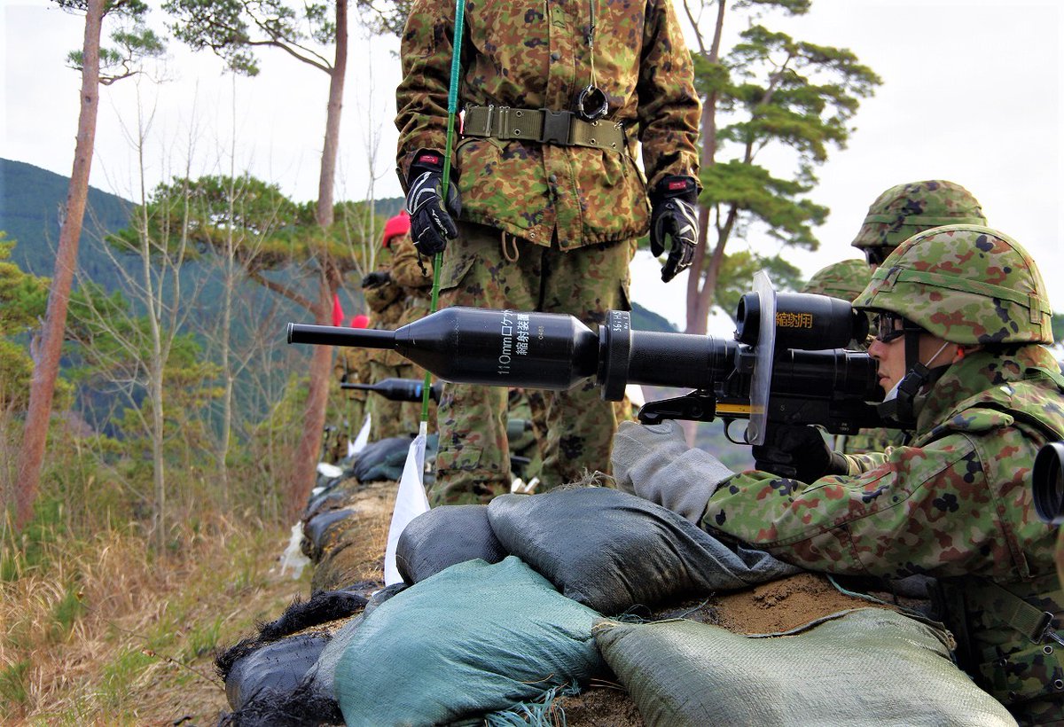 LAM射撃】 第36普通科連隊は、110mm個人携帯対戦車弾の射撃