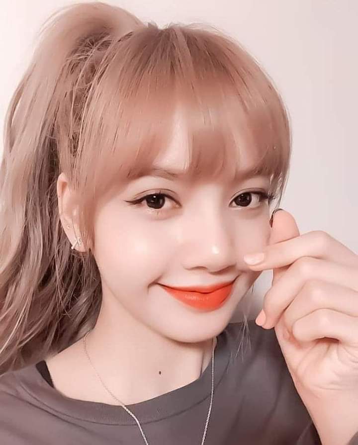 Mn à nếu ai yêu thương Lisa thì hãy cố gắng vote cho cj ấy nha để giữ đc top an toàn cố lên. Fighting. Mà ai nhìn thấy bài viết này của mik thì fl dùm mik nick này vs <a href="/OnlyLisa19/">Only Lisa</a> 
I Vote #MAMAVOTE
#lisa