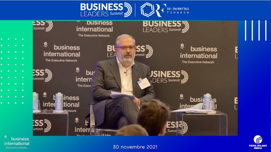 Business Int tweet media