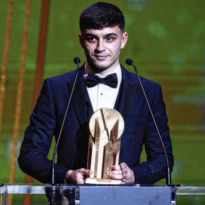 TvSaliha's tweet photo. #NouvellePhotoDeProfil https://t.co/sYXNKWCJ31