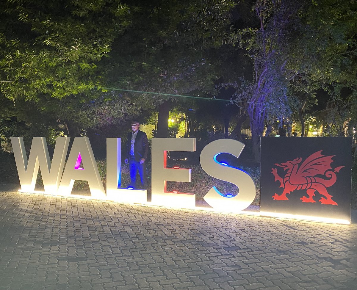 walesinmena tweet picture