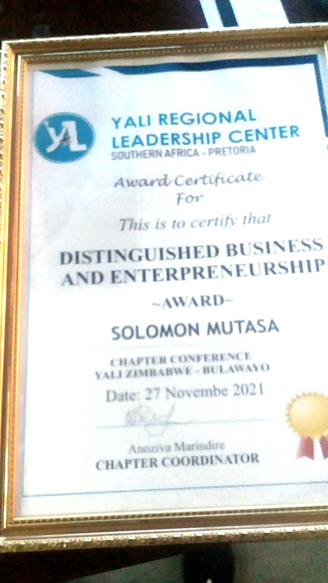 solomonmutasa's tweet photo. Fellow African Youths Leaders.
I feel empowered 2 eradicate poverty and hunger towardsSDGs
One Day b rembered as generational leaders tht selflessly worked 2 improve lives of marginalised communities
Taks a village to change world! @YALI_SAfrica @yali @YALINetwork @UNLEASHlab https://t.co/8WoV50kvE4