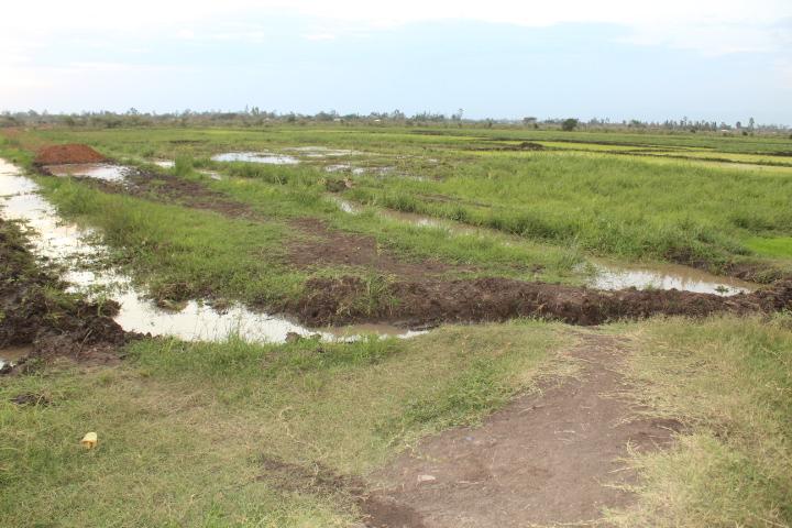 MercyOlal's tweet photo. If we want better tomorrow for our generation,let's start with Agala Bridge the community  itself feels the pain more.@TheDebateGuru @EACCKenya  @KisumuCountyKE @kisumucounty @AnyangNyongo @TIKenya @TISAKenya @poeticscarlet @PolicyinKenya @PodiumAfrika 
#TheMissingBridge https://t.co/l5PlJDghrx