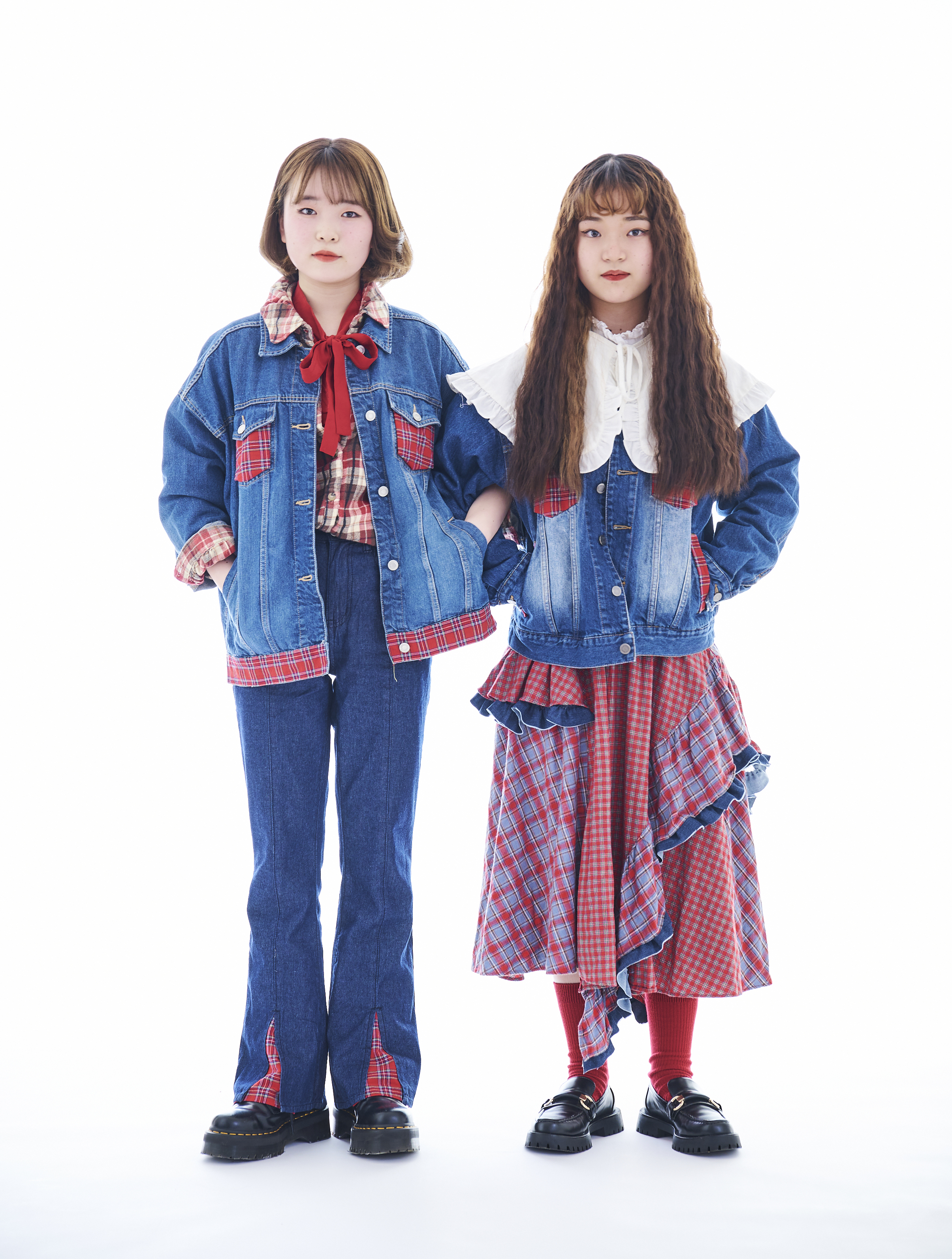 青山ファッションカレッジ 学生作品紹介 スタイリスト コーディネーター科１年生 ファッションモデル科にてプロのphotographerとのフォトセッションを開催 1年生によるスタイリング作品です リバイバル80 Sモード をメインテーマに 10年後に