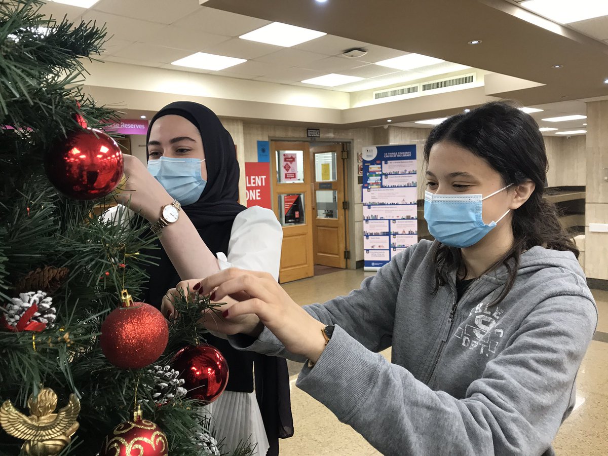AUBLibraries's tweet photo. Christmas is here✨🎄at #JafetLibrary 😍 Students & Staff decorating the tree in the lobby!
Merry Christmas Everyone! https://t.co/nfjCXM2Voq