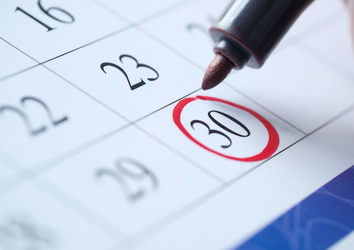CH_CarBroker's tweet photo. We’re on the final day of November 😲 I hope you’ve all had a good month and that you’re ready for the chaos of December! 

Why not see if I can help to make your December a little less chaotic? Call me on 01283 347182 and I’ll help you buy/sell used car stock! #LastDayOfTheMonth https://t.co/ORtNLf2Mw5