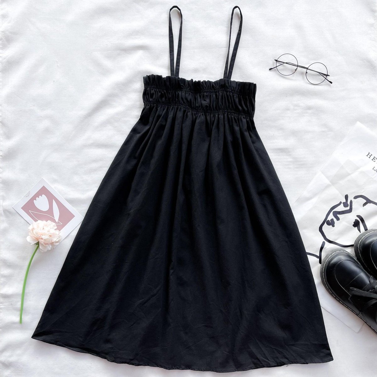 Barny_Shop's tweet photo. [พร้อมส่ง] เดรสสายเดี่ยวสีพื้นแต่งสม็อคอก
ขนาด : อก24-46/เอวฟรีไซส์/สะโพกฟรีไซส์/ยาว34
สี : ครีม/ขาว/ดำ

ราคา 300

#เดรส #เดรสแฟชั่น #มินิเดรส #ชุดเดรส #เดรสสั้น #เดรสยาว #เดรสสายเดี่ยว https://t.co/5GE9HsEjm0
