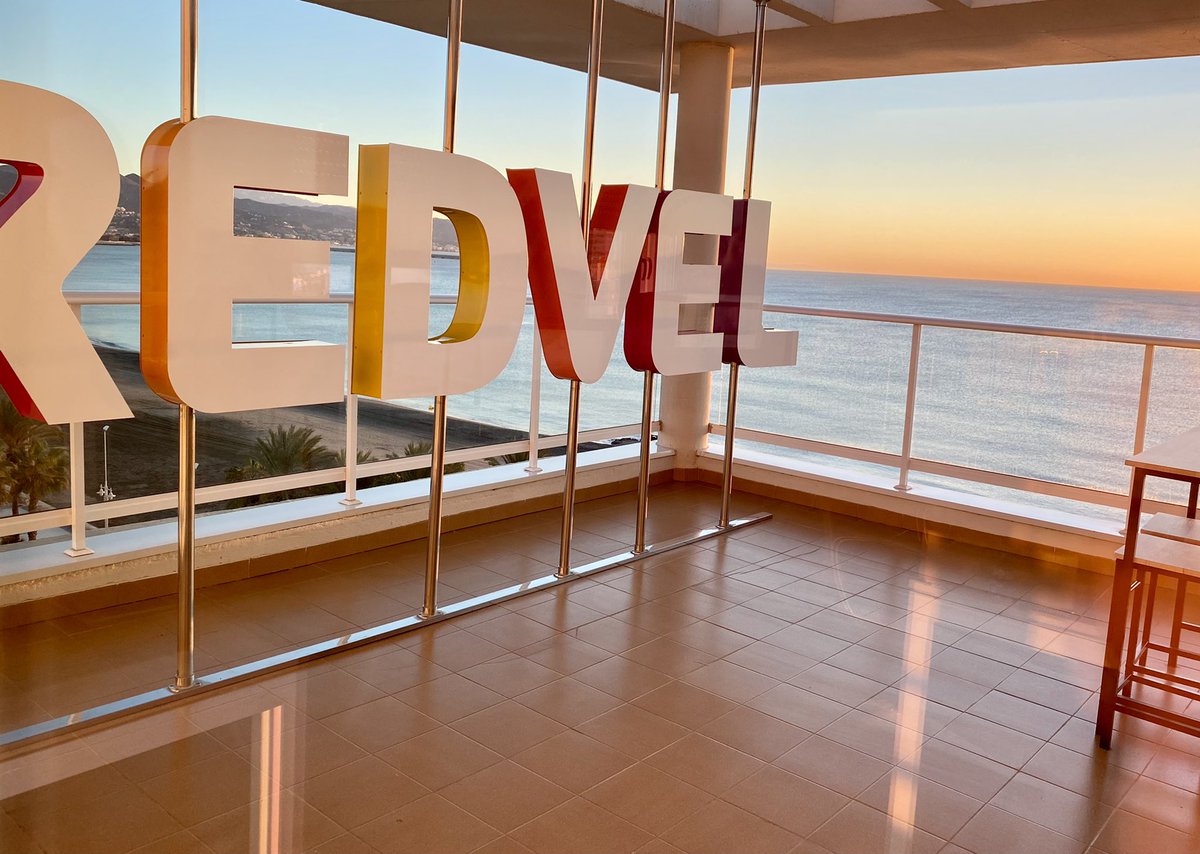 RedvelGames's tweet photo. 🌅 Así amanece cada día en #RedvelGames 😍 https://t.co/YAYUQFmpLb