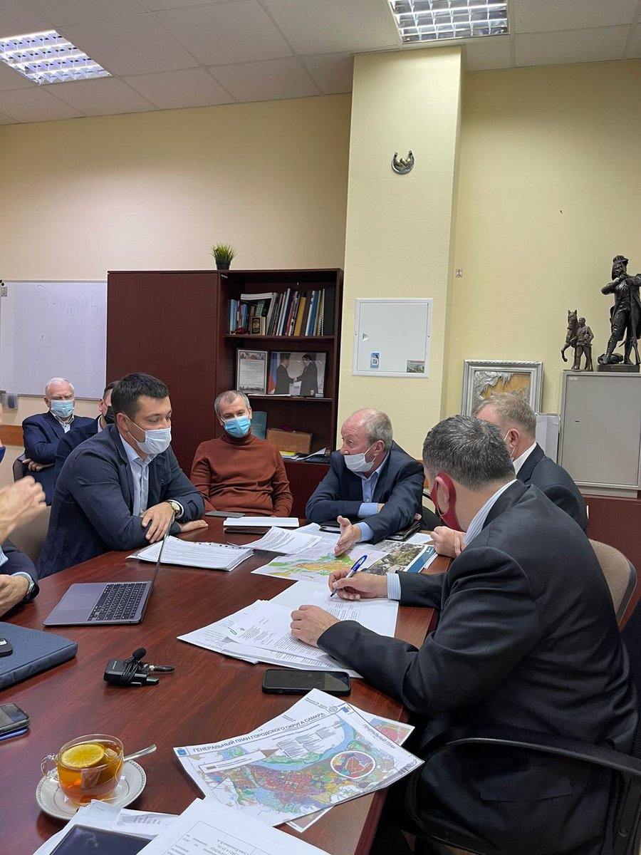 5prosekaS's tweet photo. Сегодня состоялся прием жителей 5-й просеки у Александра Евсеевича @Khinshtein. Встреча прошла, как всегда продуктивно. Благодарим Вас за четкую и твердую позицию, помощь и поддержку  в решении проблем нашего района!  https://t.co/KGAGVQoBQB