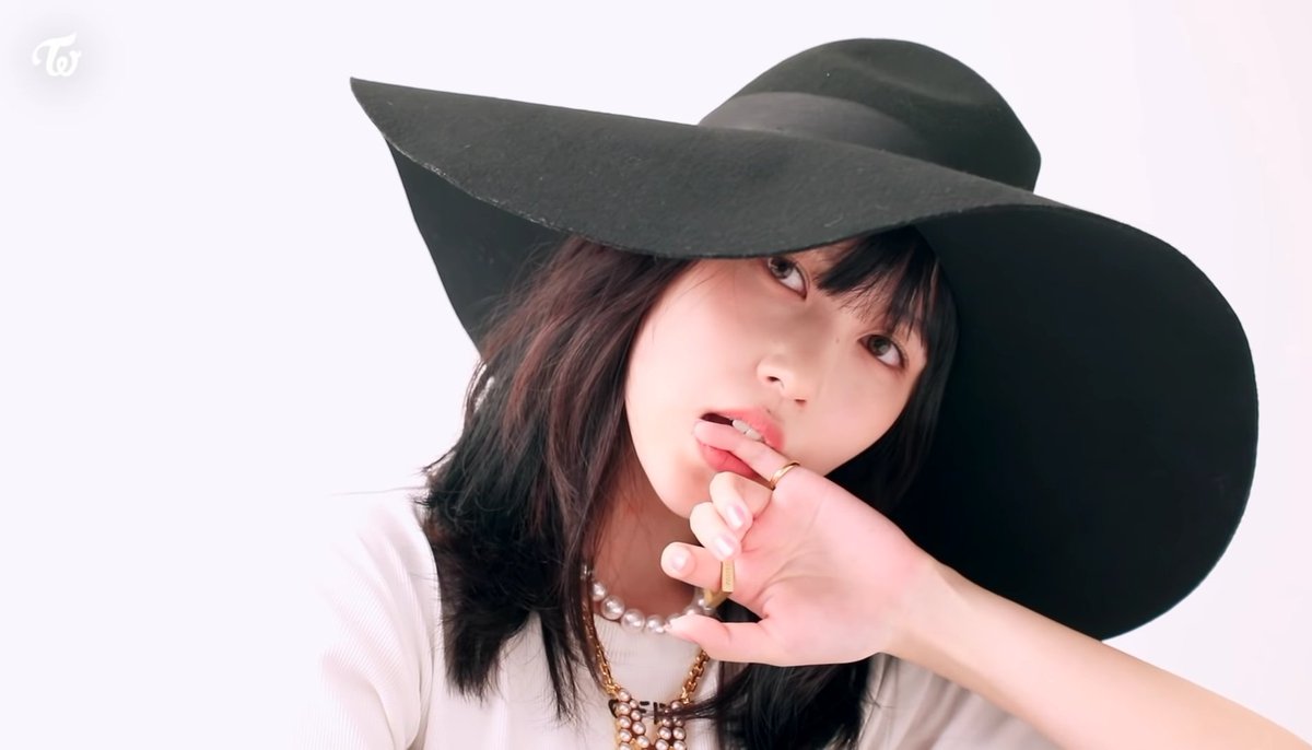 FanunionMina's tweet photo. 👒
#MINA #미나 #ミナ #名井南
#MINAxAllure #MINAforAllure
#TWICE #트와이스 @JYPETWICE https://t.co/Z7lTry7K3a