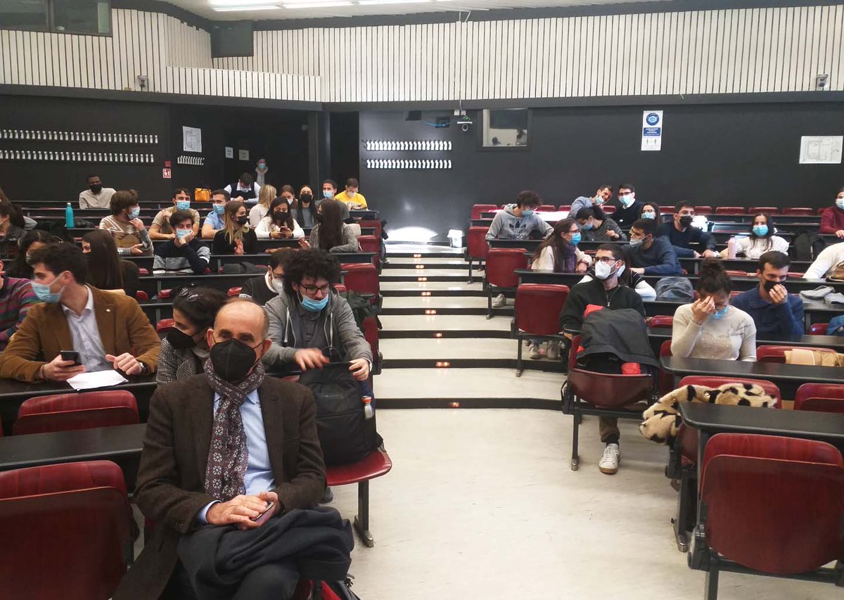 Ieri si è tenuto il quarto evento AIDIC Talk con un'elevata partecipazione di studenti nell'aula De Donato del Politecnico di Milano. #aidictalks