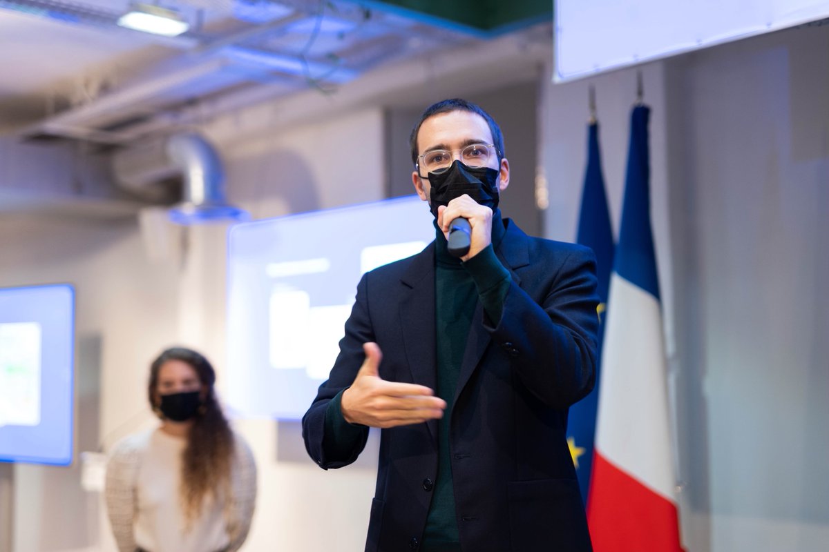 refugies_info's tweet photo. 🎉L’appli mobile @refugies_info est disponible sur Play store et Apple store👏
🔎Présentée en détail à l’Agora, événement de la @DIRefugies 
👀Accès en 6 langues à de nb info sur des démarches administratives &amp; formations/activités près de chez vous
📱A télécharger et partager💡 https://t.co/FC6CA2e26V