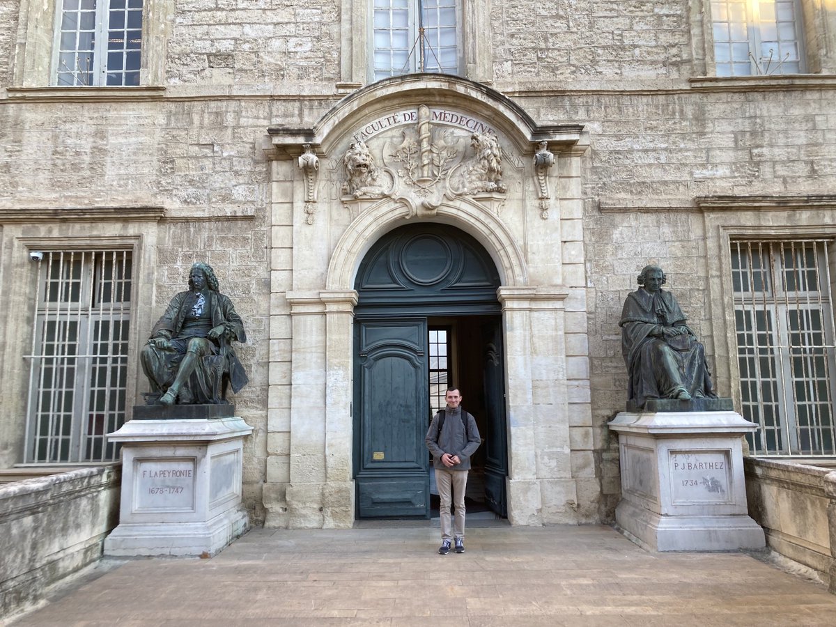 GrunauChristoph's tweet photo. Presentation of results of Junior Research Project @ihpe_lab obtained with generous support from LabEx #CeMEB in magnificent setting of the historical faculty of medicine in Montpellier. https://t.co/F6vg2qfSbu