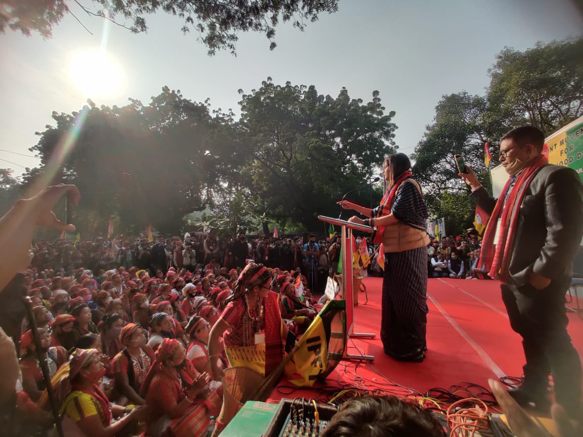 priyankac19's tweet photo. Standing in solidarity with Tiprasa and their demands. Glad to see such active participation of women in their legitimate demands from the state and the centre and @PradyotManikya ji working hard to raise their voices in Delhi. https://t.co/WkHtbKN4DK