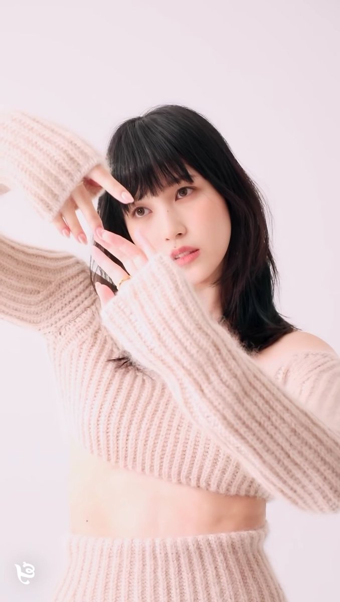 FanunionMina's tweet photo. #MINA #미나 #ミナ #名井南
#MINAxAllure #MINAforAllure
#TWICE #트와이스 @JYPETWICE https://t.co/cg64stJZbP