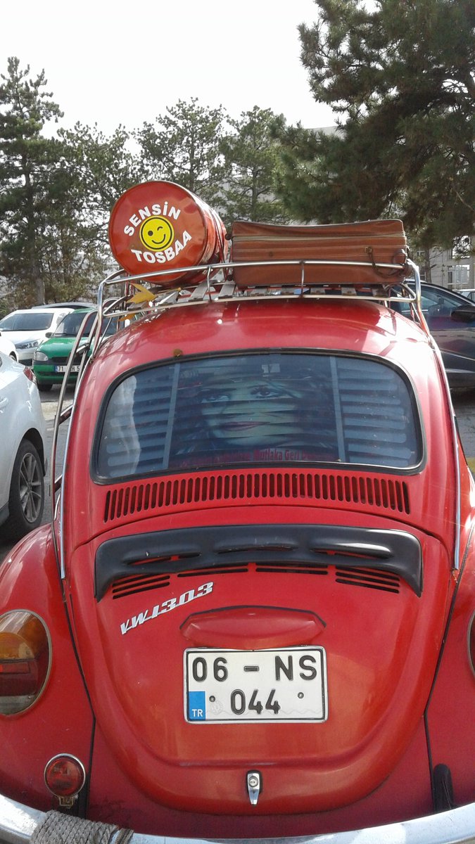 Hastanede gördüğüm En lükssss Araba bence ; ()))